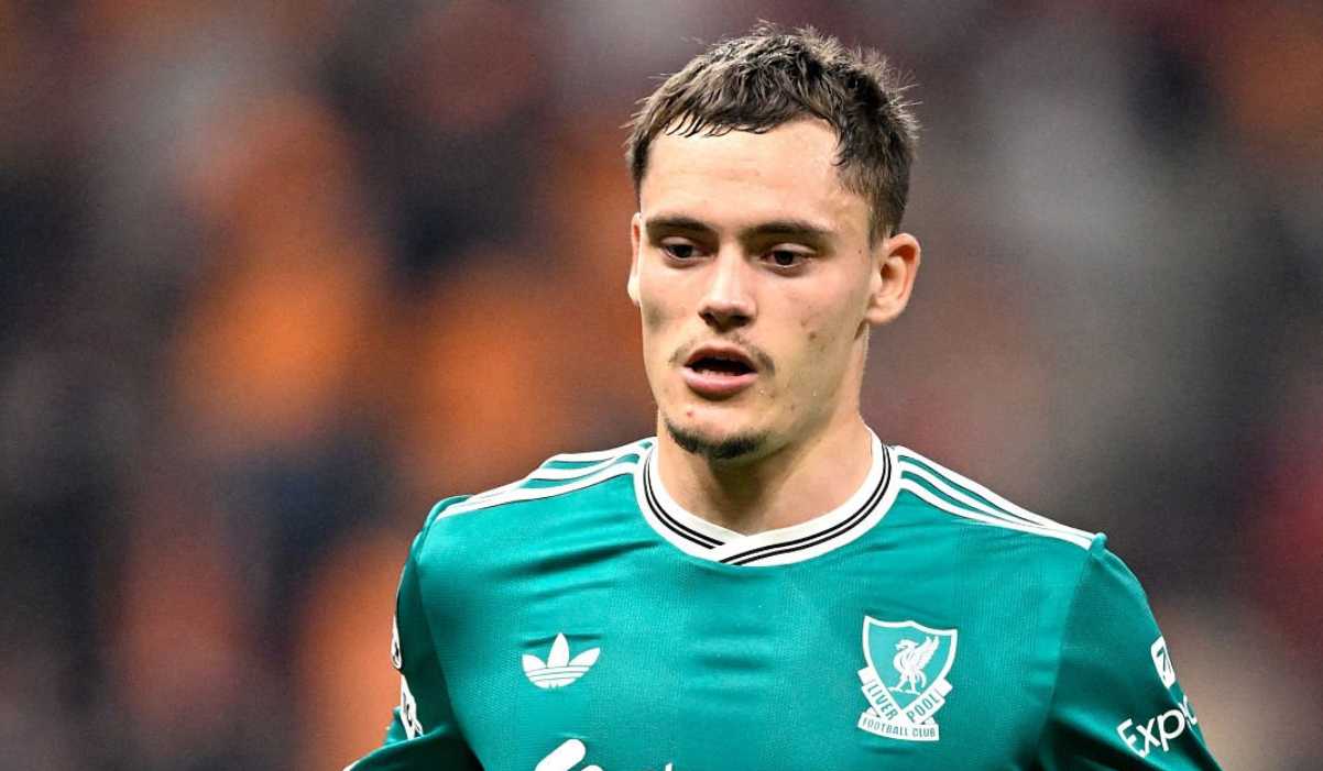 Arne Slot Diminta Berani Singkirkan Florian Wirtz Jelang Laga Berat Kontra Chelsea